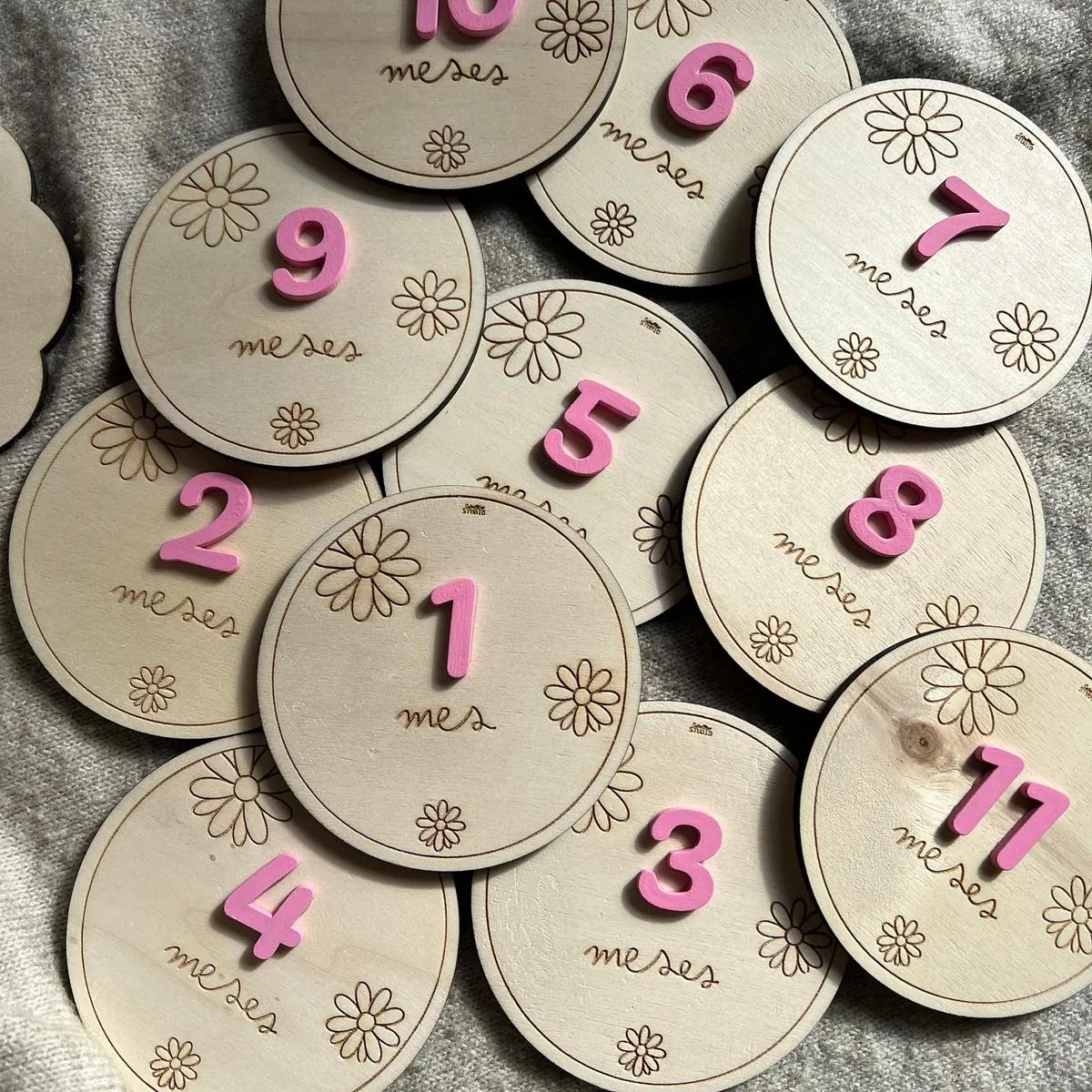 Discos de meses personalizados vista 8