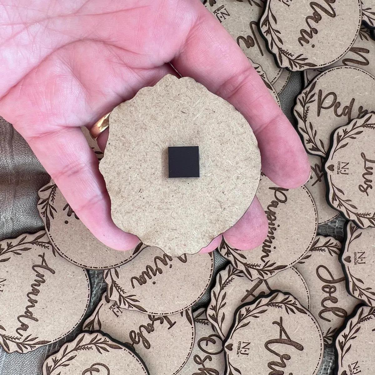 Marcasitios personalizados para invitados vista 14
