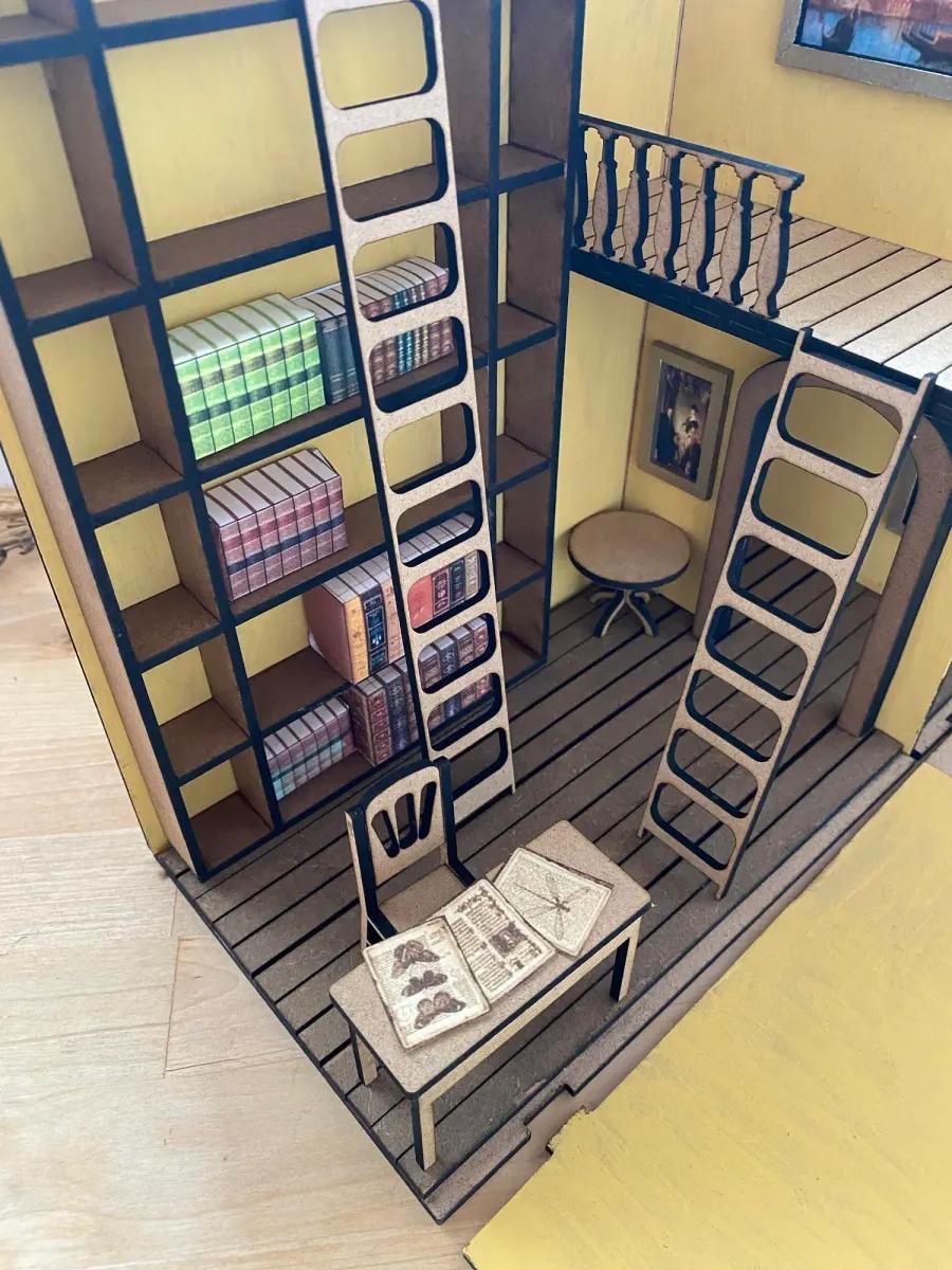 La Biblioteca (book nook) vista 4
