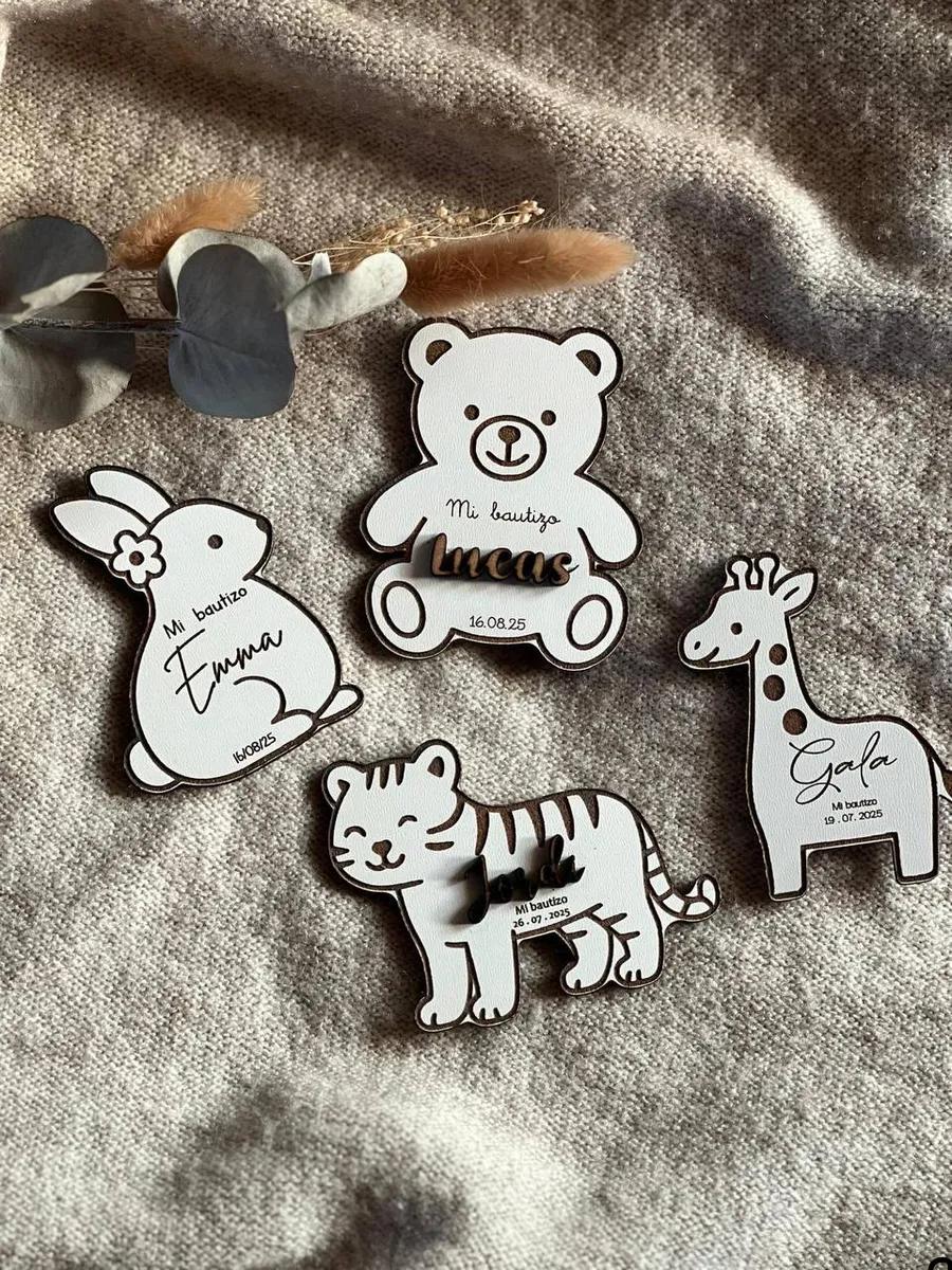 Marcasitios personalizados para invitados