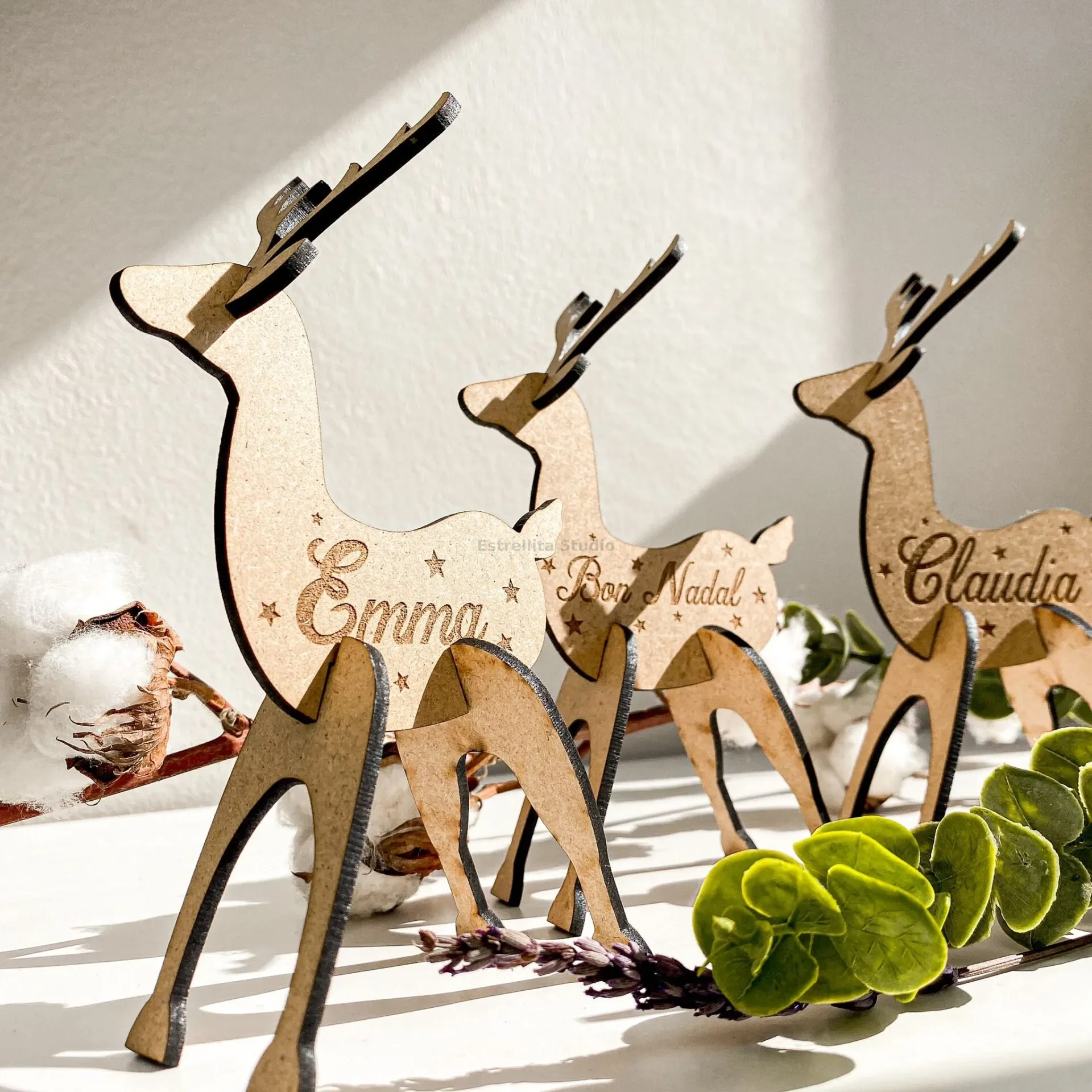 Siervo de  Madera con Nombre Marcasitio