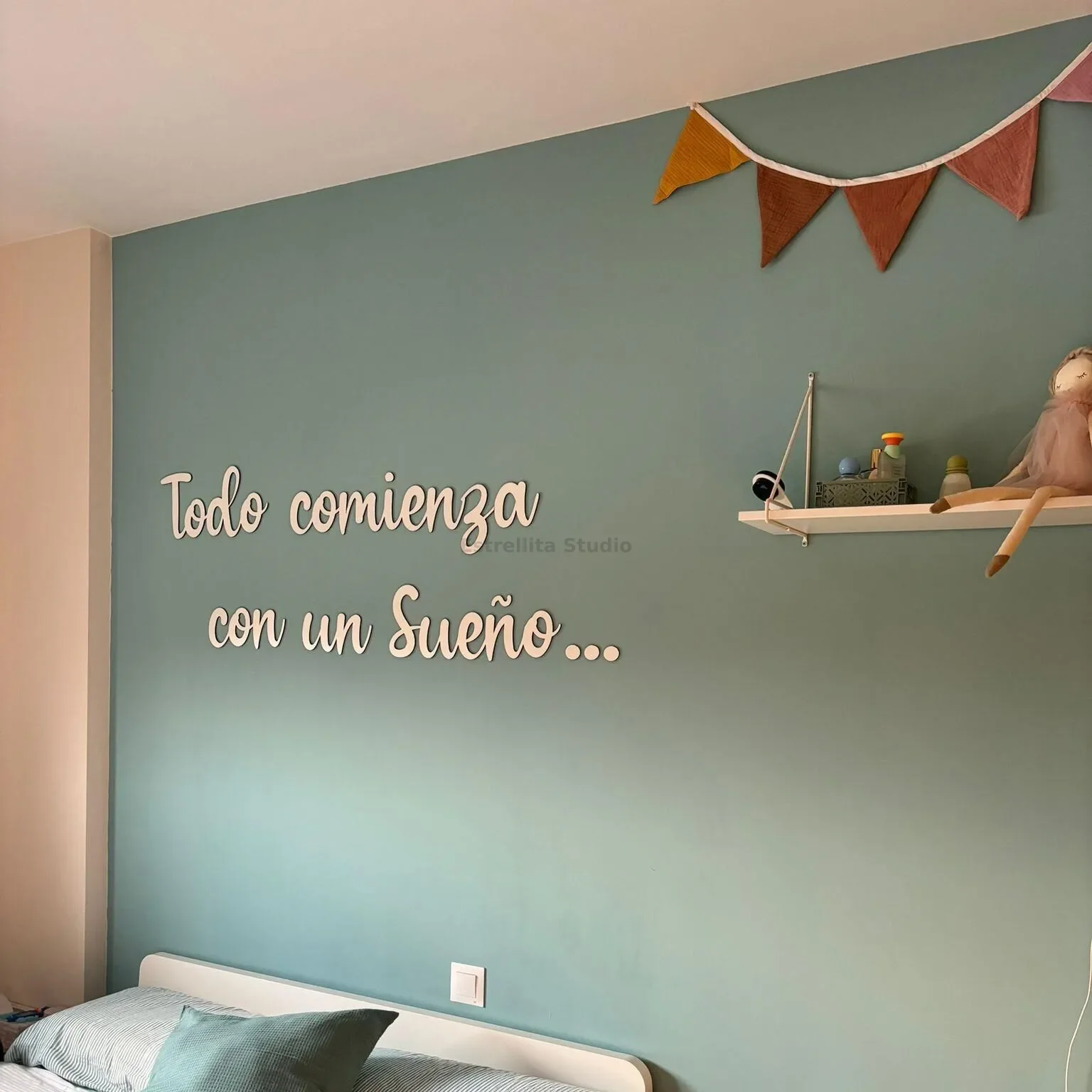 Números y Frases Personalizadas de madera.